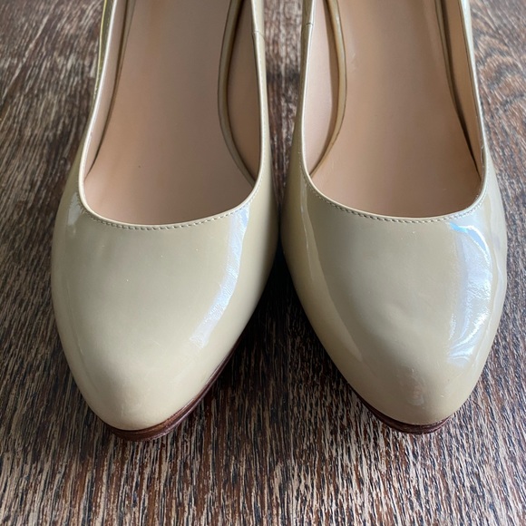 Cole Nike Air Nude Color Pumps - Picture 4 of 8